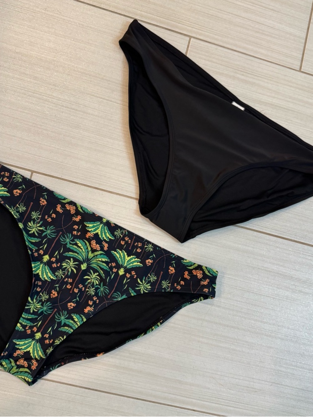 OLD Navy Women’s Black & Tropical Print Bikini Bottoms BUNDLE size: XL
